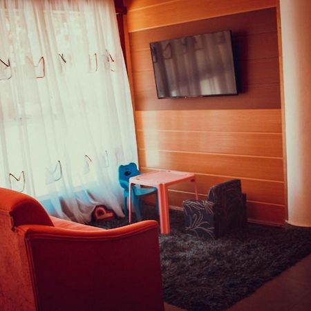 Hotel Tirol Treze Tílias Exteriör bild